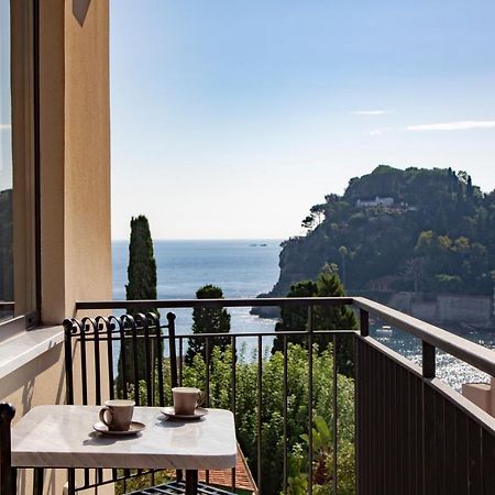 Fenetre Sur Le Blue Leilighet Taormina Eksteriør bilde